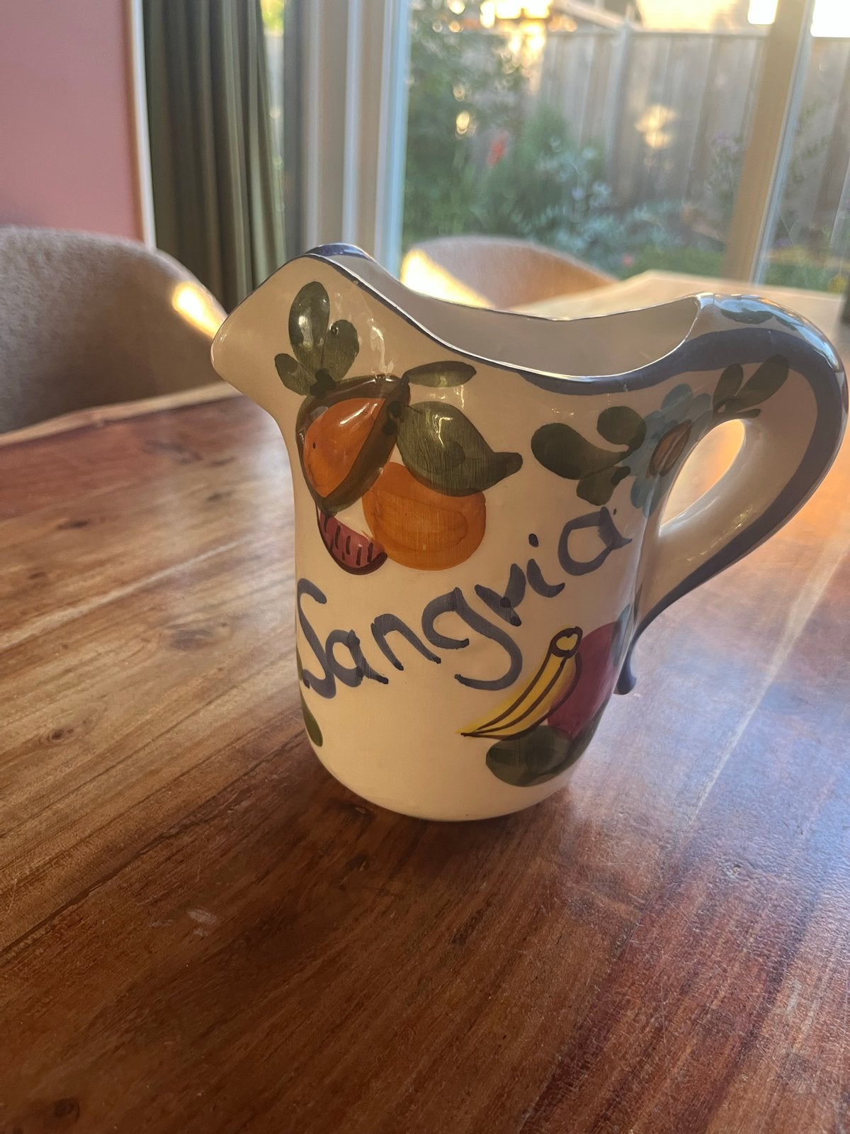 Vintage Sangria kan met handgeschilderde bloemen en fruit, Ophalen
