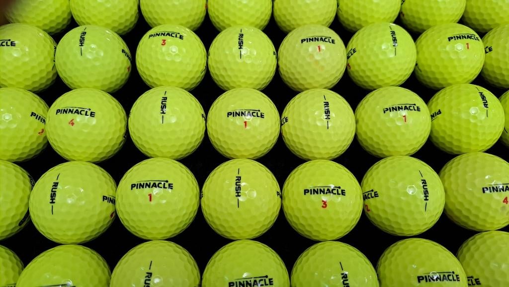 100 mooie pinnacle rush golfballen, Ophalen of Verzenden, Zo goed als nieuw, Padelballen