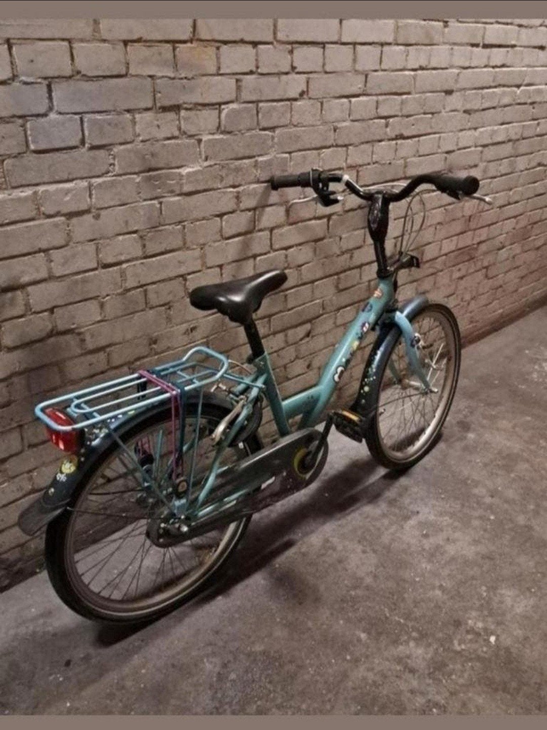 Te koop, Batavus merk kinder fiets 24 maat 3 versnellingen., Ophalen