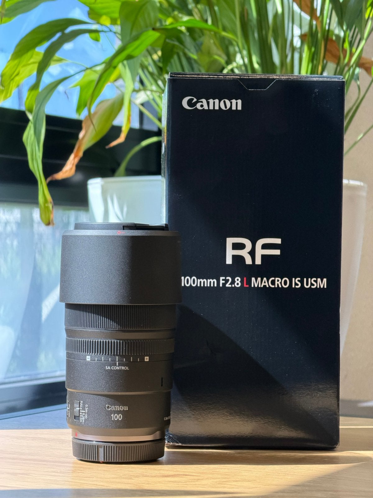 ZGAN Canon RF 100mm f/2.8L Macro IS USM, Ophalen of Verzenden, Zo goed als nieuw