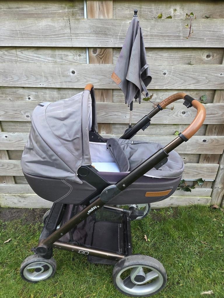 Mutsy Igo Combiwagen - Compleet met Reiswieg en Zitje, Gebruikt, Ophalen of Verzenden, Combiwagen, Mutsy