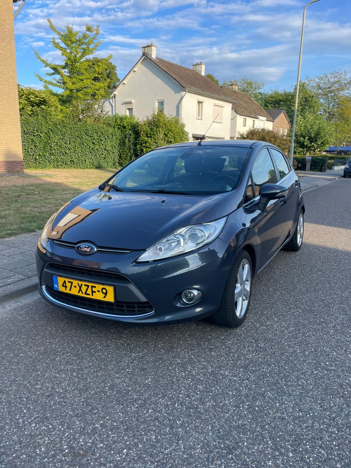 Ford Fiësta 1.6 Tdci 5DR 2012 Grijs, Auto's, Voorwielaandrijving, 96 €/maand, Origineel Nederlands, Particulier