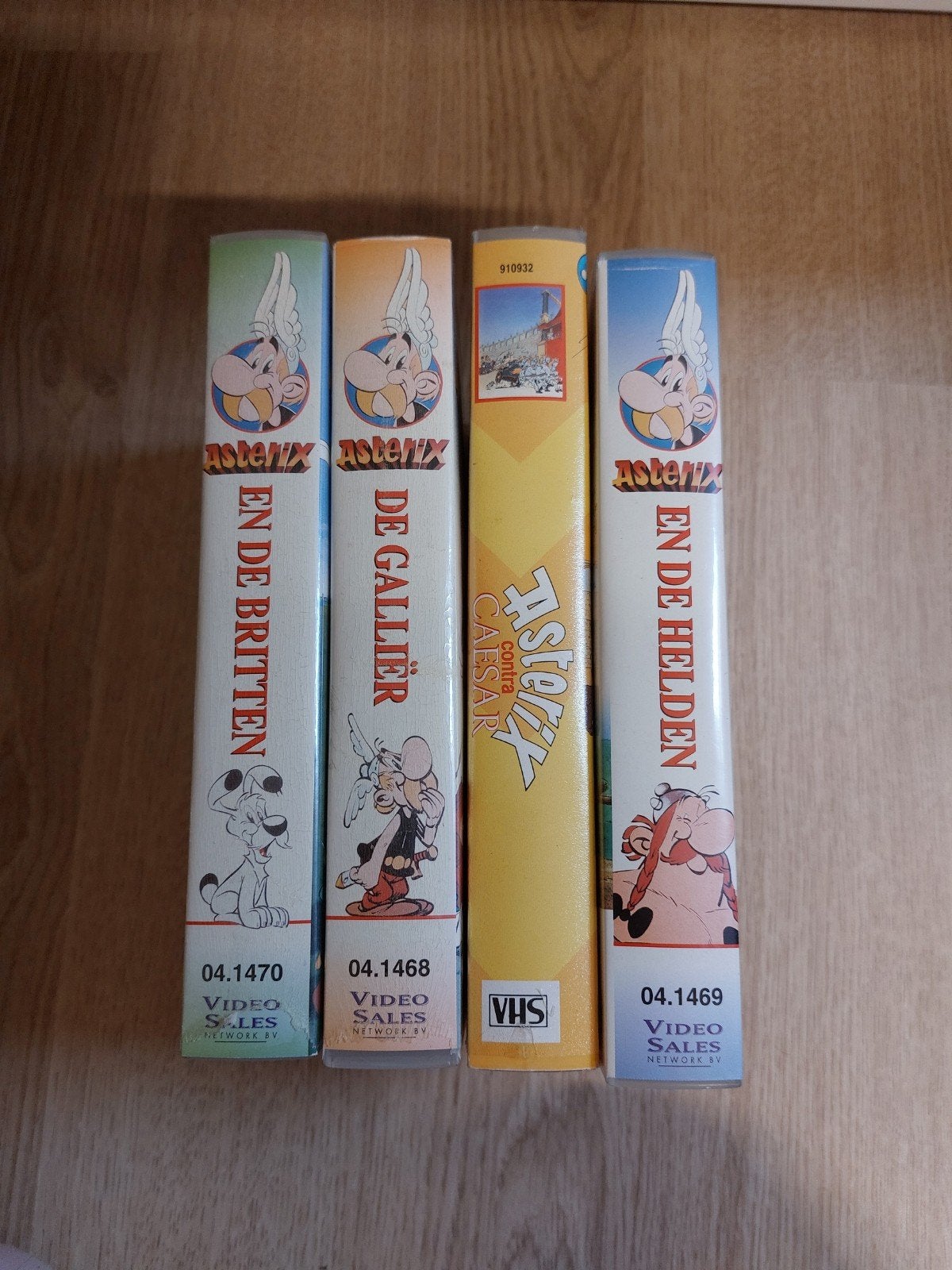 4x Asterix VHS videoband, Alle leeftijden, Ophalen of Verzenden, Zo goed als nieuw