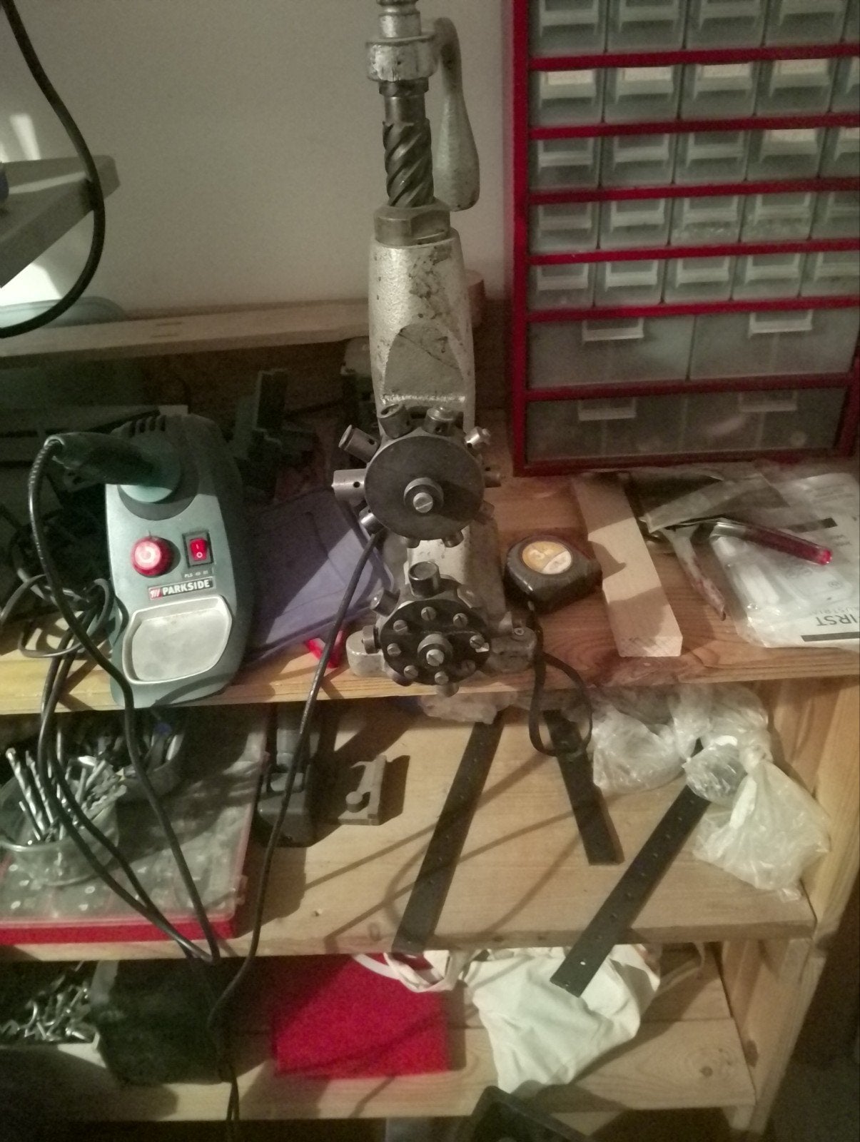 revolver pers, Ophalen, Lockmachine, Overige merken