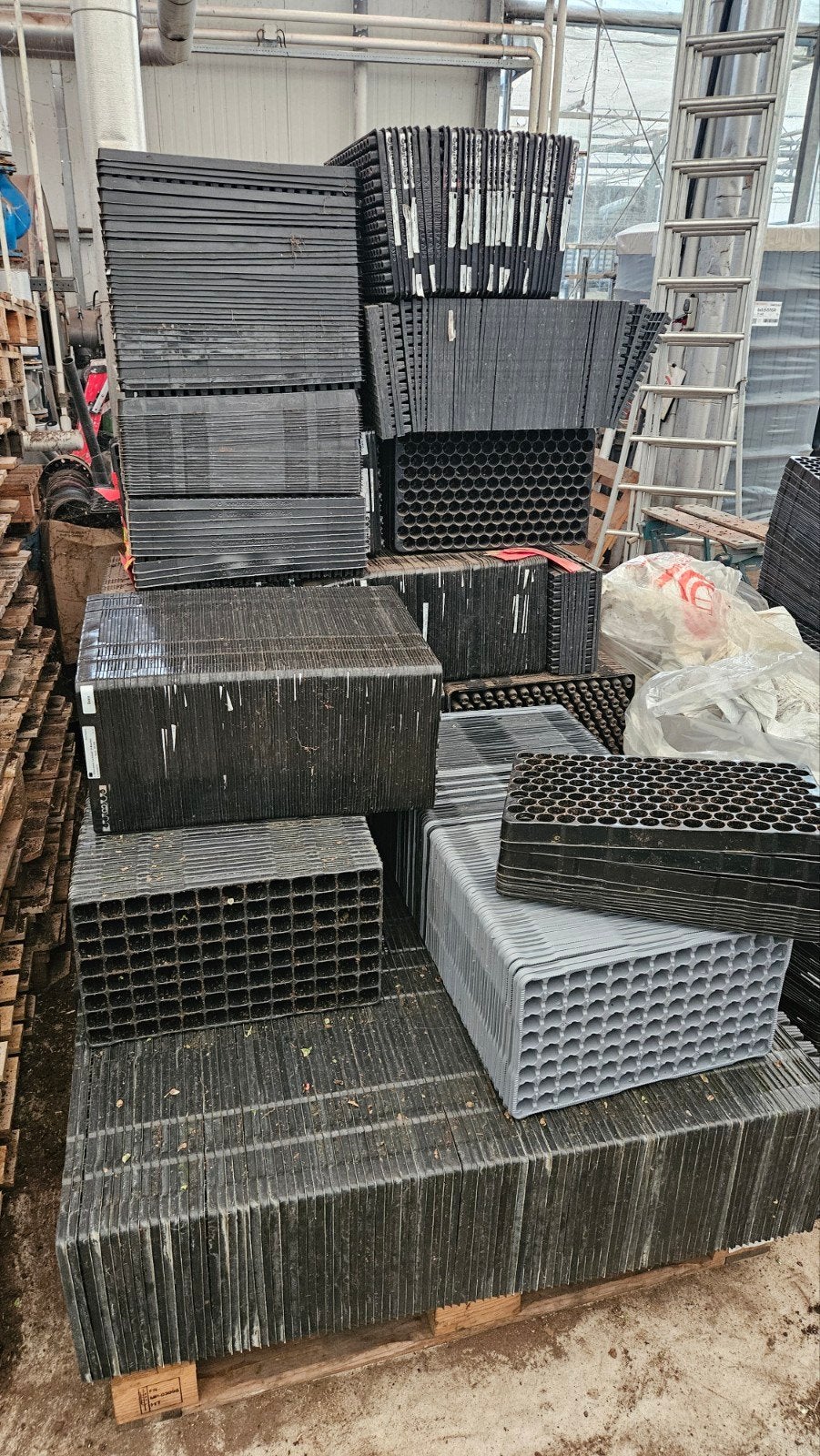 Grote verzameling stektray - kweektray - Goedkoop, Tuin en Terras, Kweekspullen, Ophalen of Verzenden, Zo goed als nieuw