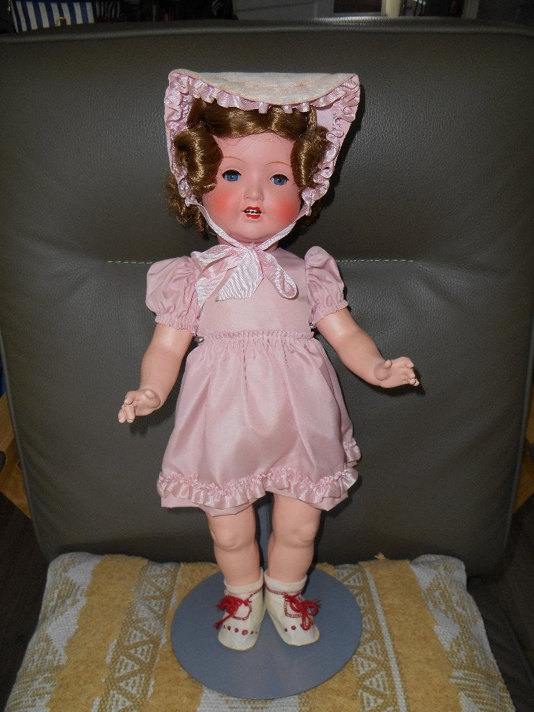 antieke pop nieuwstaat 1930 orginele kleding sonneberg, Ophalen of Verzenden