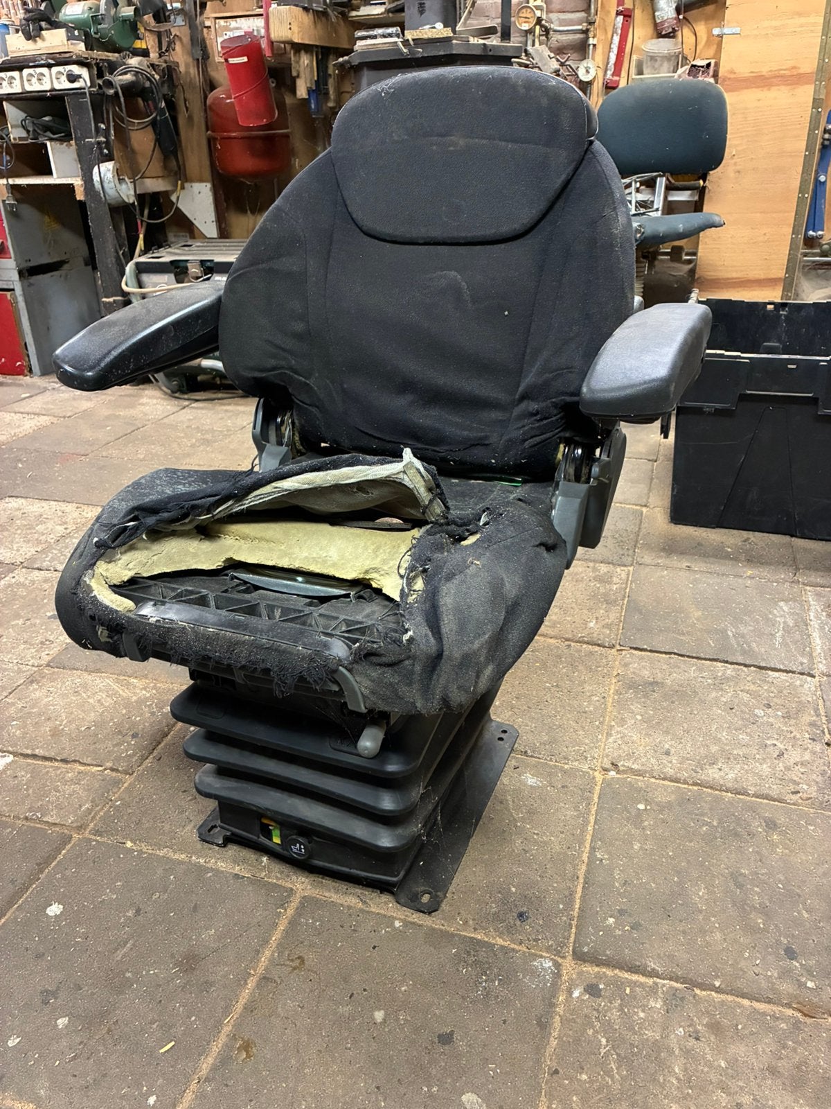 Luchtgeveerde shovel stoel te koop aangeboden, Ophalen of Verzenden, Gebruikt
