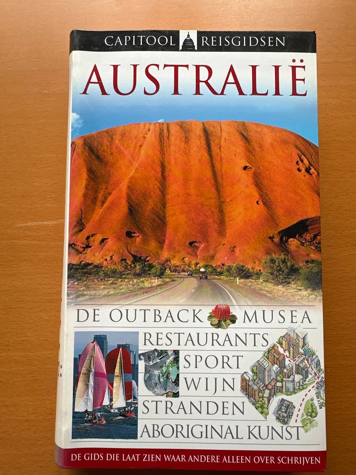 Australië Capitool Reisgids - Ontdek het continent, Boeken, Capitool, Zo goed als nieuw, Reisgids of -boek, Australië en Nieuw-Zeeland