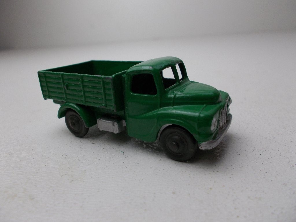 1957 DUBLO Dinky Toys 064 AUSTIN LORRY (Repainted) 1:50., Ophalen of Verzenden, Gebruikt, Bus of Vrachtwagen, Dinky Toys