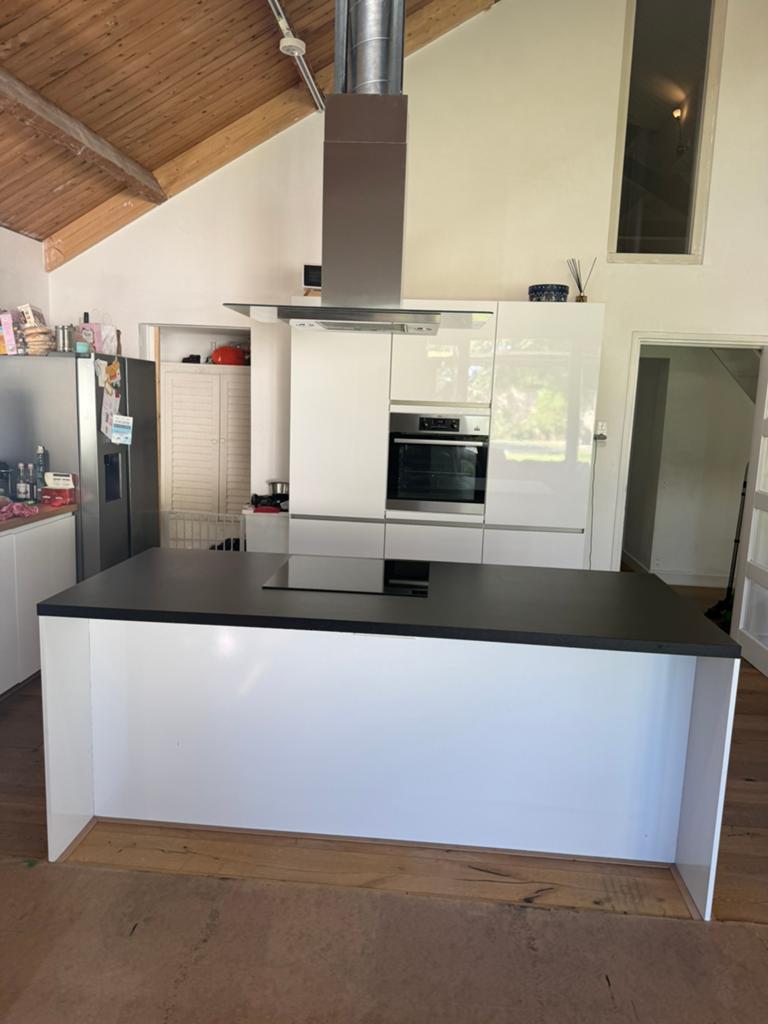 Hoogglans witte KEUKEN Nobilia met KOOKEILAND, Ophalen, Gebruikt, Wit, Overige typen
