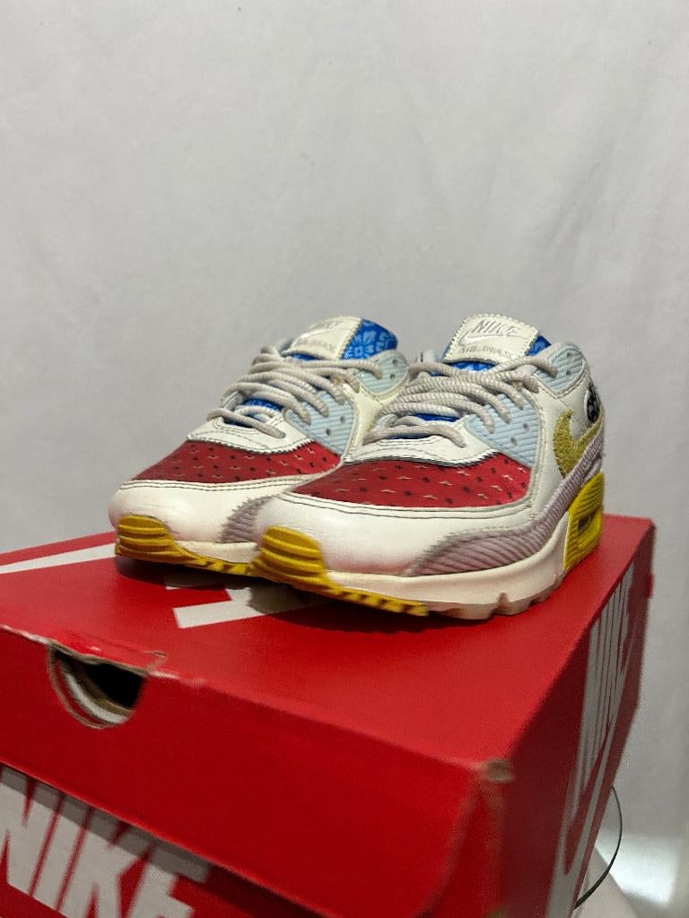 ALS NIEUW! Maat 38,5 - Nike Air Max 90 Patchwork, Kleding | Dames, Schoenen, Overige kleuren, Verzenden, Nike, Nike
