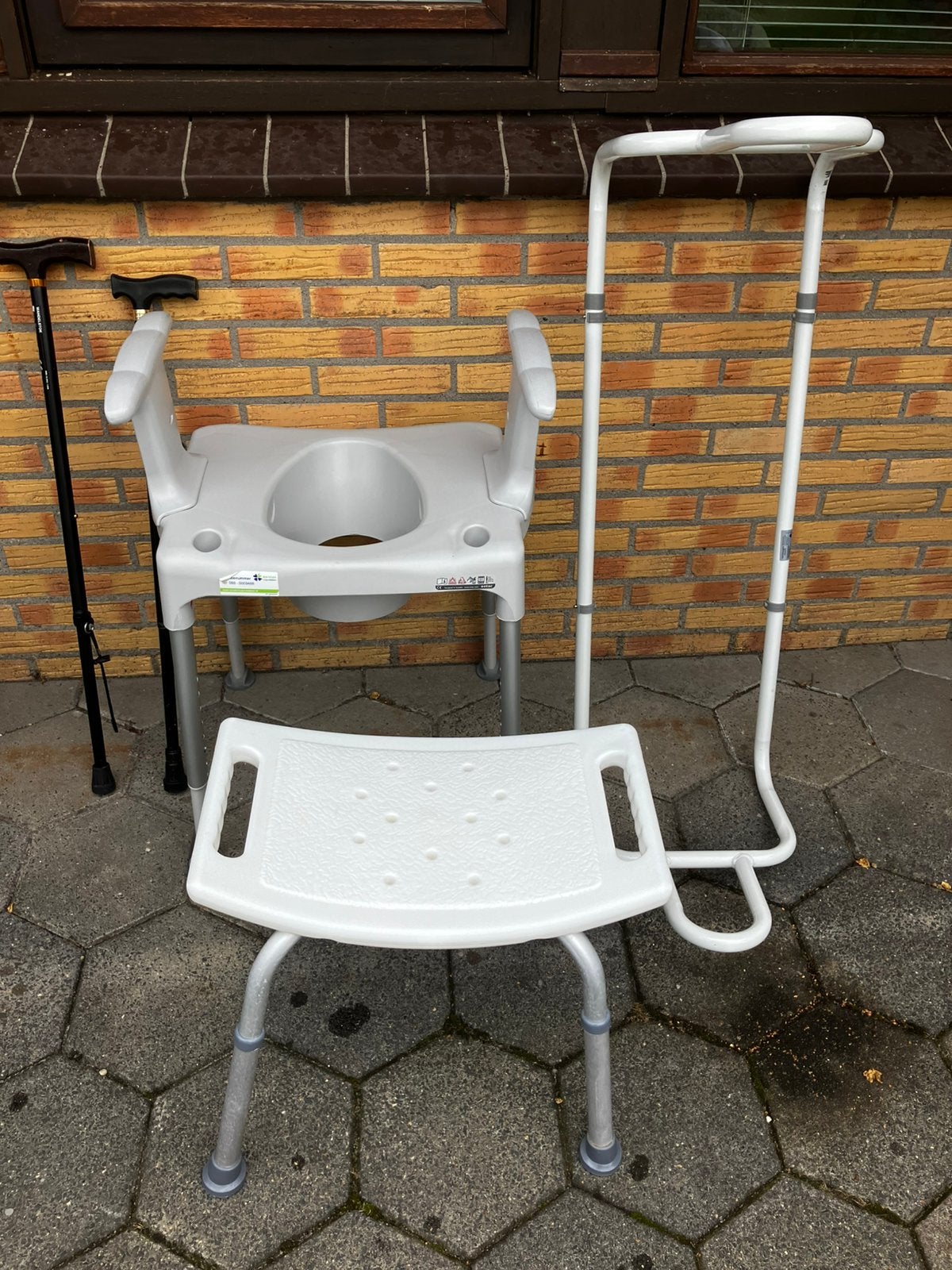 Hulpmiddelen: Etac toiletverhoger, douchekruk, bedsteun, Diversen, Ophalen of Verzenden, Zo goed als nieuw
