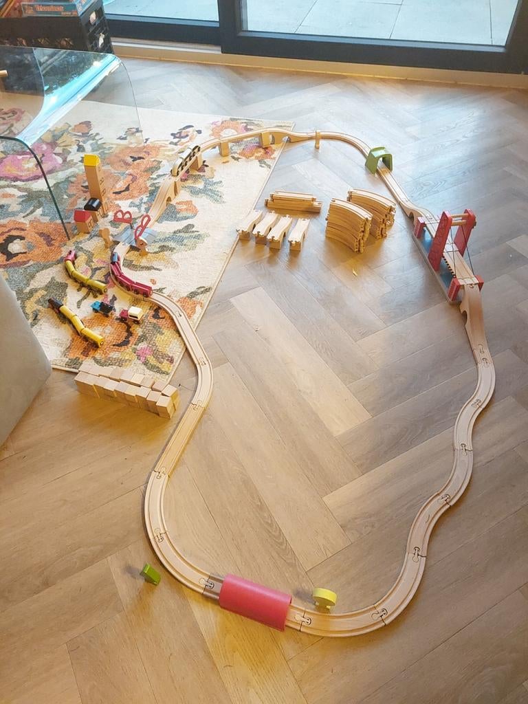 IKEA Houten Treinbaan met Luxe Ophaalbrug en Extra's, Kinderen en Baby's, Speelgoed | Houten speelgoed, Zo goed als nieuw, Overige typen