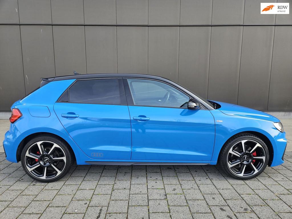 Audi A1 SPORTBACK 200PK/ 3X S-LINE/ RIVIERA BLUE/ DEALER OND, Euro 6, 1984 cc, Blauw, Bedrijf