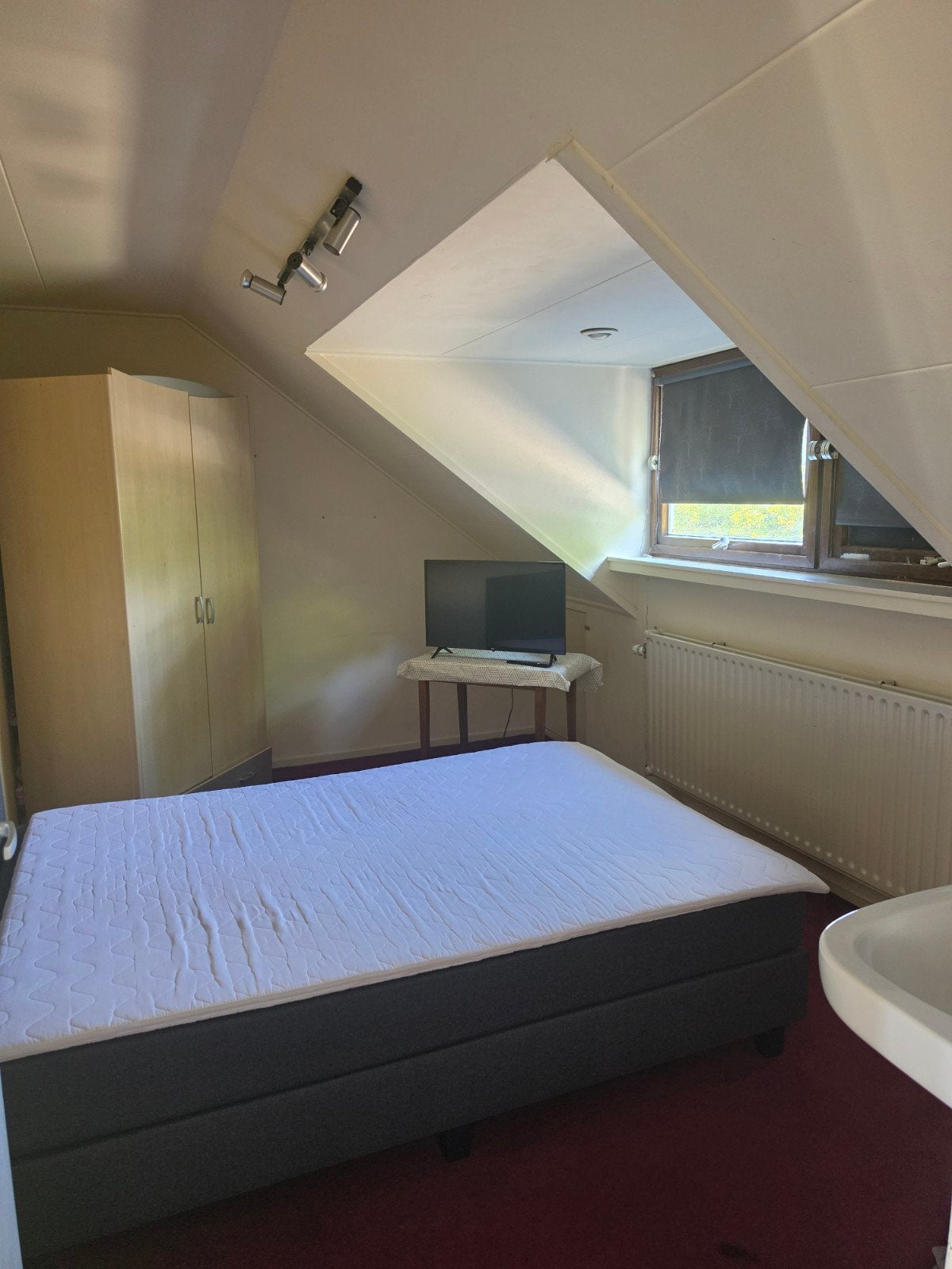 kamer te huur, Helmond, Direct bij eigenaar, 2 kamers, (Studenten)kamer