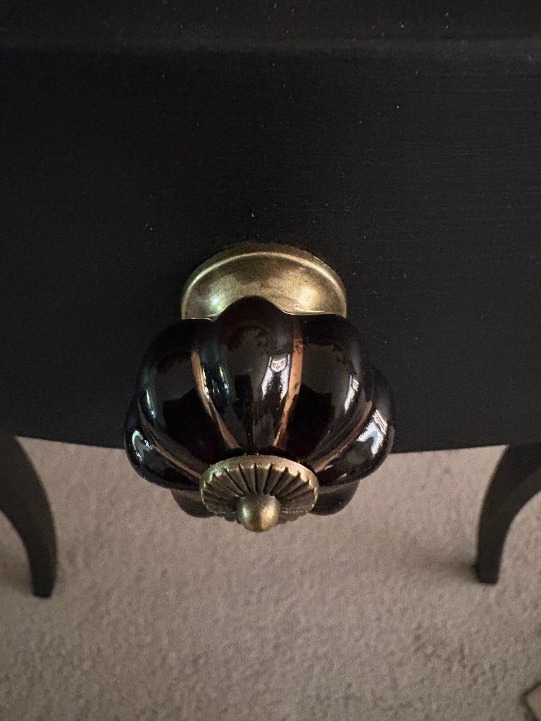 prachtige hoge houten tafel met gothic crow afbeelding, Huis en Inrichting, Tafels | Statafels, Ophalen, Nieuw