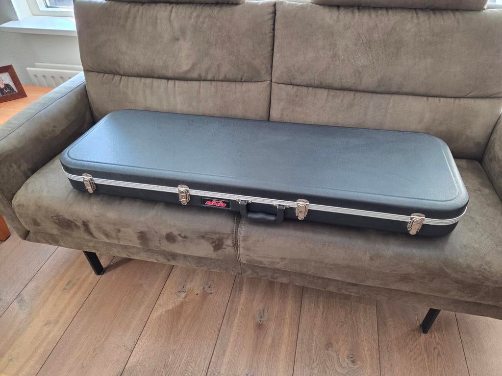 SKB basgitaar koffer, Ophalen of Verzenden, Zo goed als nieuw