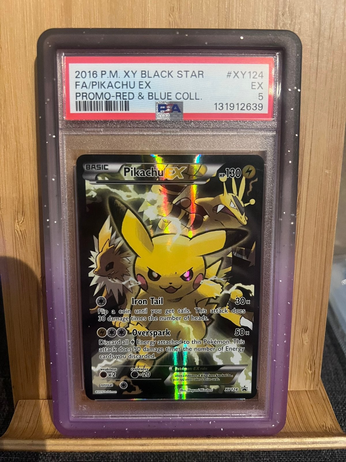 Pikachu EX XY124 2016 Black Star Promo - PSA 5, Ophalen of Verzenden, Zo goed als nieuw