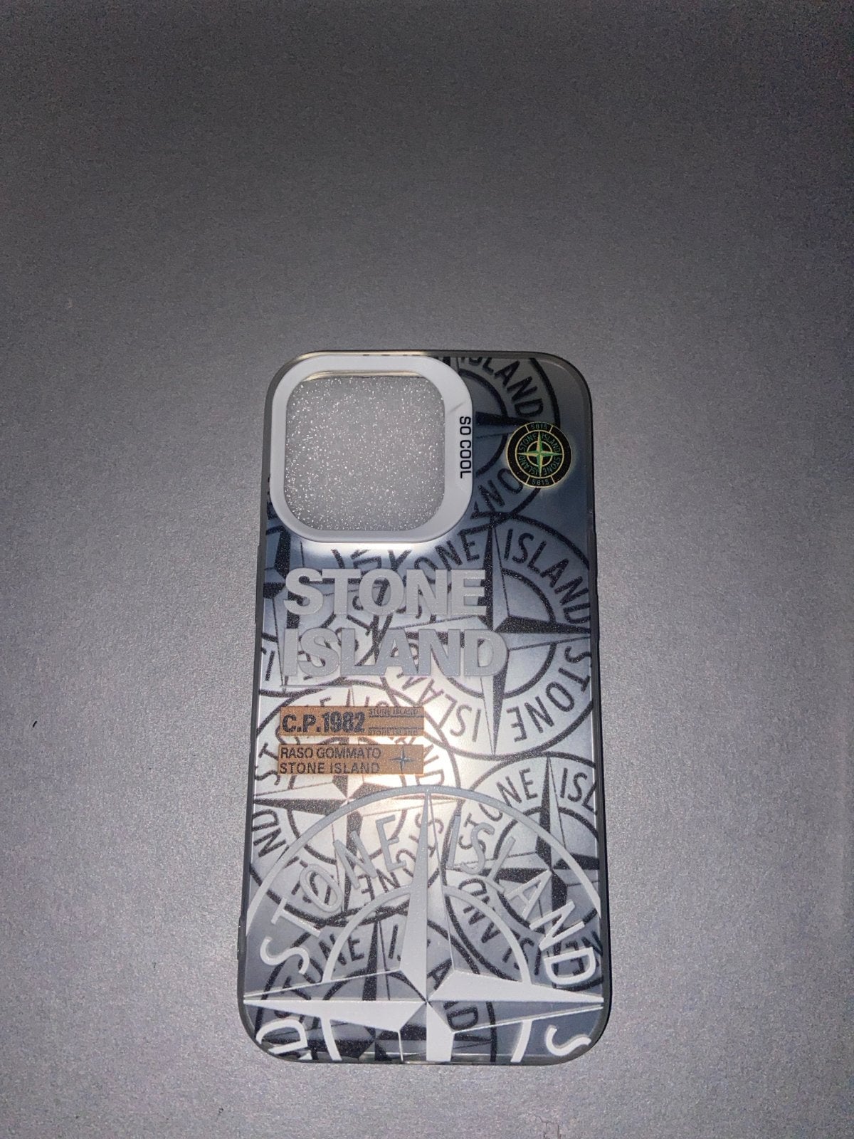 Stone Island Hoesje iphone 13 pro~Wit, Kunststof, Zwart, IPhone 13 Pro, Verzenden