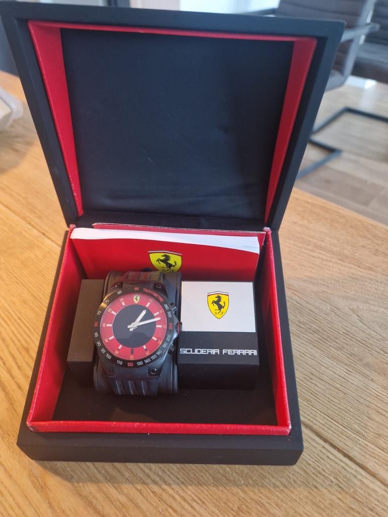 Scuderia Ferrari Herenhorloge - Zwart/Rood, Overige merken, Kunststof, Polshorloge, Kunststof