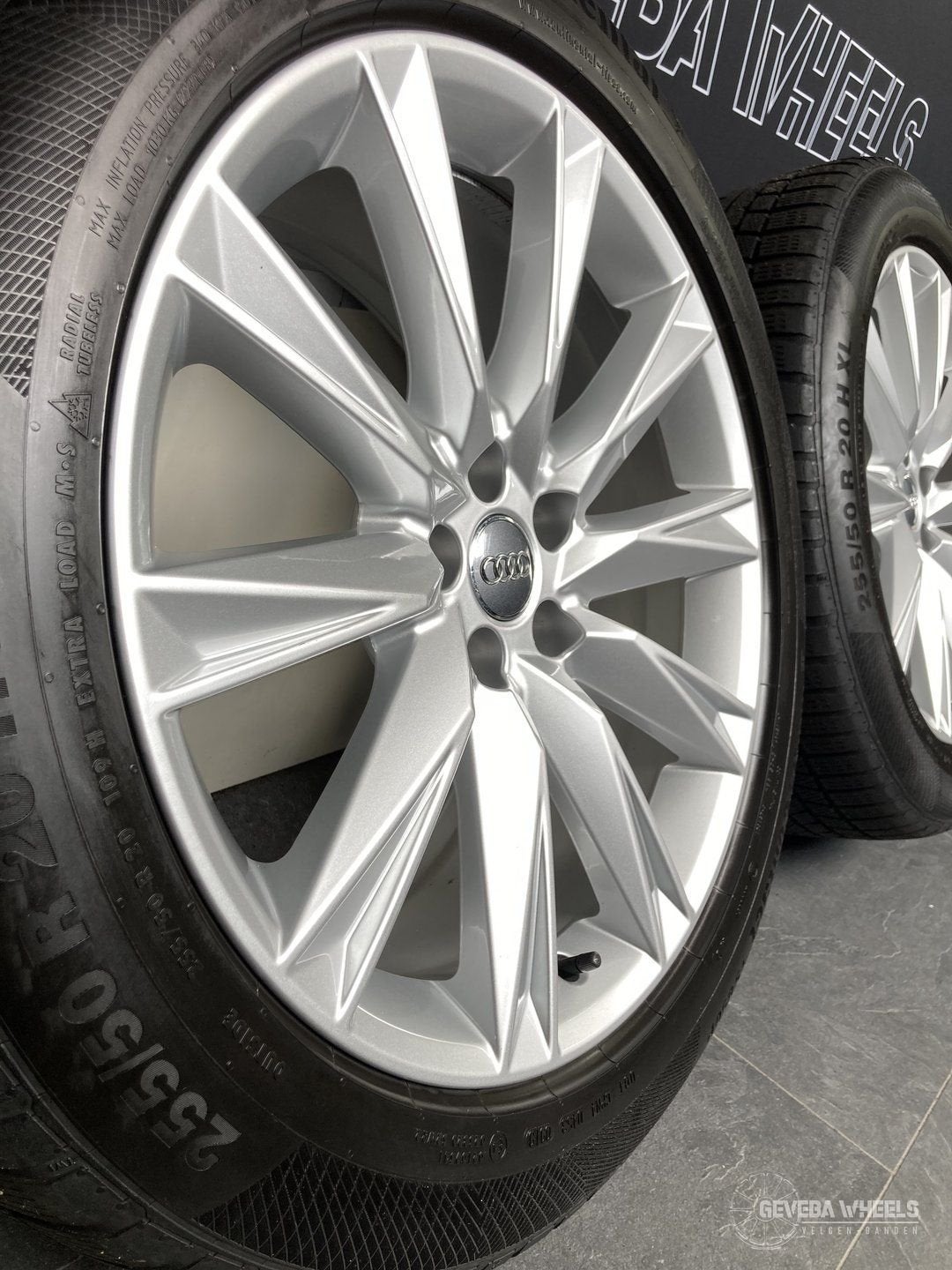 20” originele Audi Etron velgen + winterbanden 5x112 4KE0714, Auto-onderdelen, Banden en Velgen, Gebruikt, 255 mm, -, -