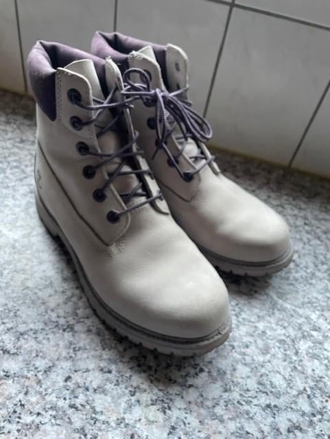 Timberland, Overige kleuren, Lage of Enkellaarzen, Ophalen of Verzenden, Zo goed als nieuw