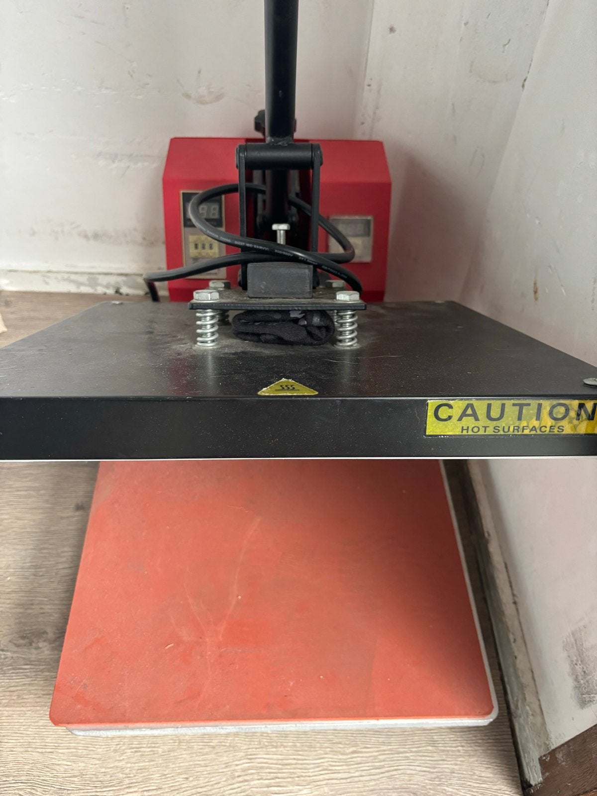 Hittepers machine voor textiel en meer, Ophalen, Gebruikt, Overige thema's, Metaal