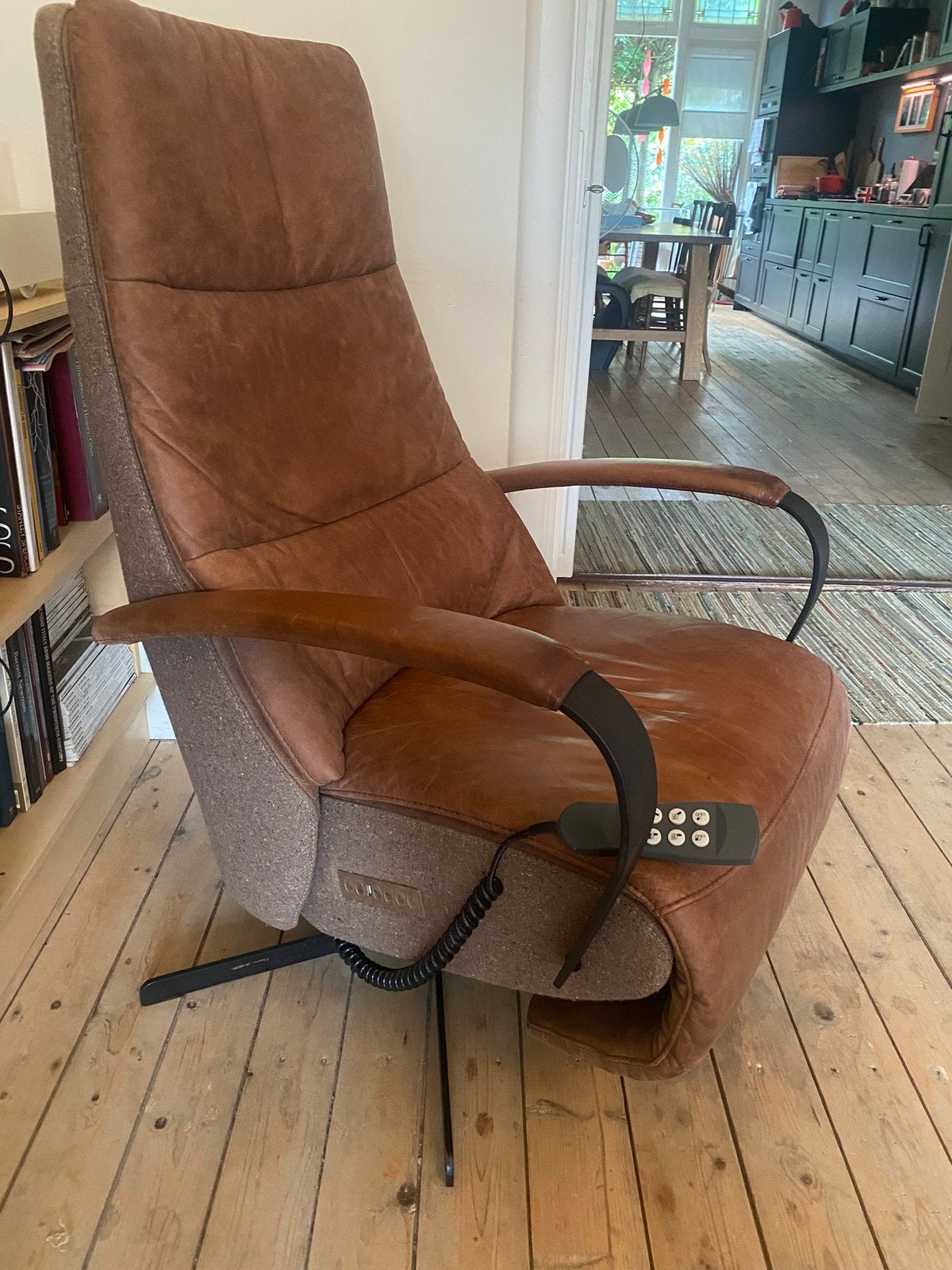 Sta-op relax stoel van Prominent. Leer., Ophalen, Gebruikt, Minder dan 75 cm, Leer