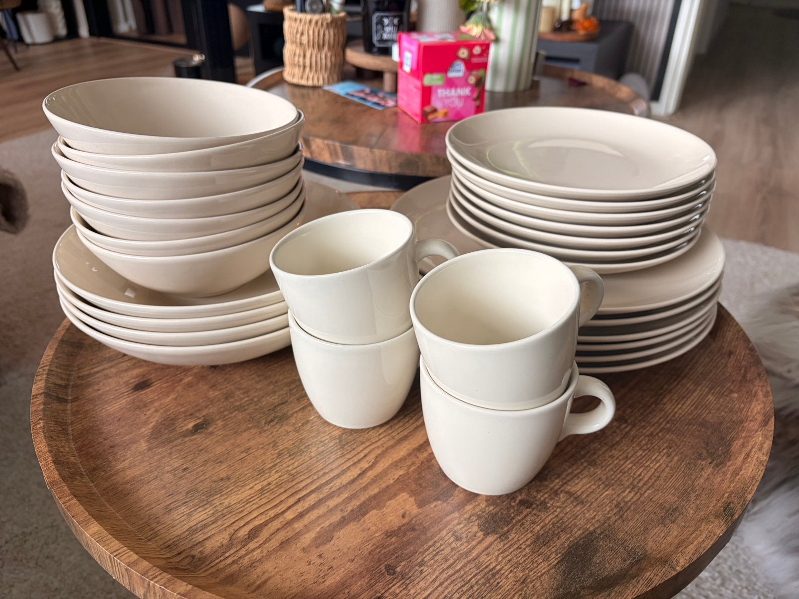 Serviesset ikea 28-delig creme, Ophalen