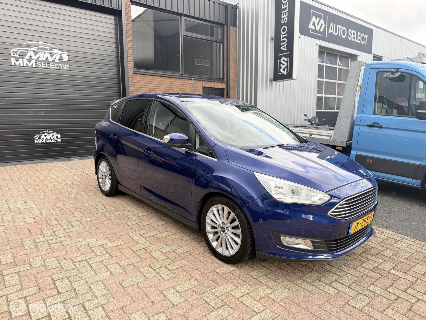 Nette Ford C-Max 1.5 Titanium, Nieuw APK bij Aflevering., Auto's, Voorwielaandrijving, Euro 6, 4 cilinders, 150 pk