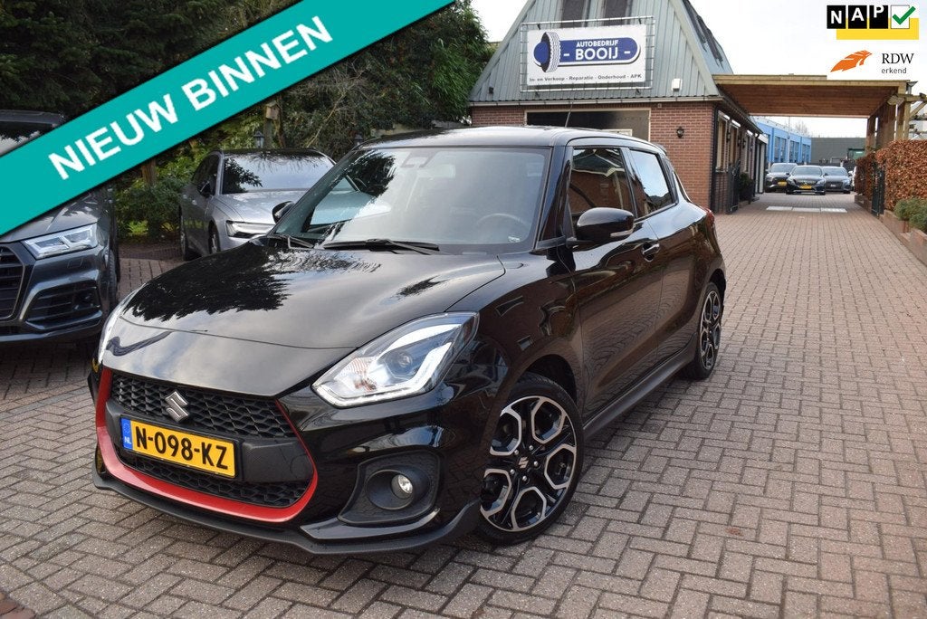 Suzuki Swift 1.4 Sport Smart Hybrid NAVI/ADAP CRUISE/AIRCO-E, Voorwielaandrijving, 4 cilinders, 129 pk, 995 kg