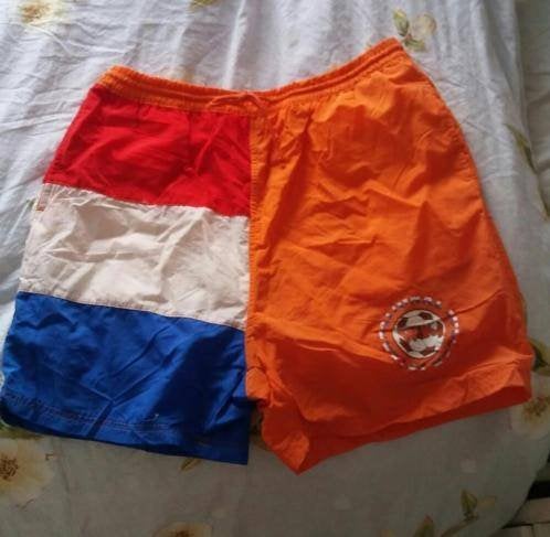 verschillende oranje artikelen, Ophalen of Verzenden, Zo goed als nieuw, Feestartikel, Oranje of Koningsdag