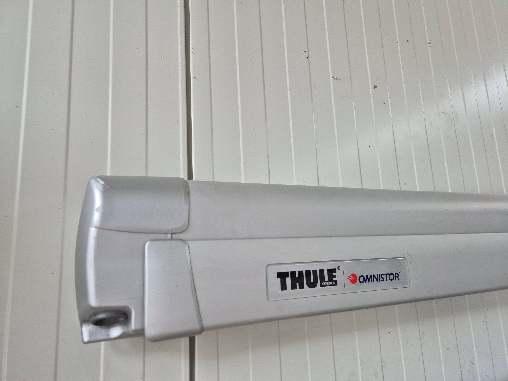 Thule 8000 5.5 meter, Ophalen, Zo goed als nieuw