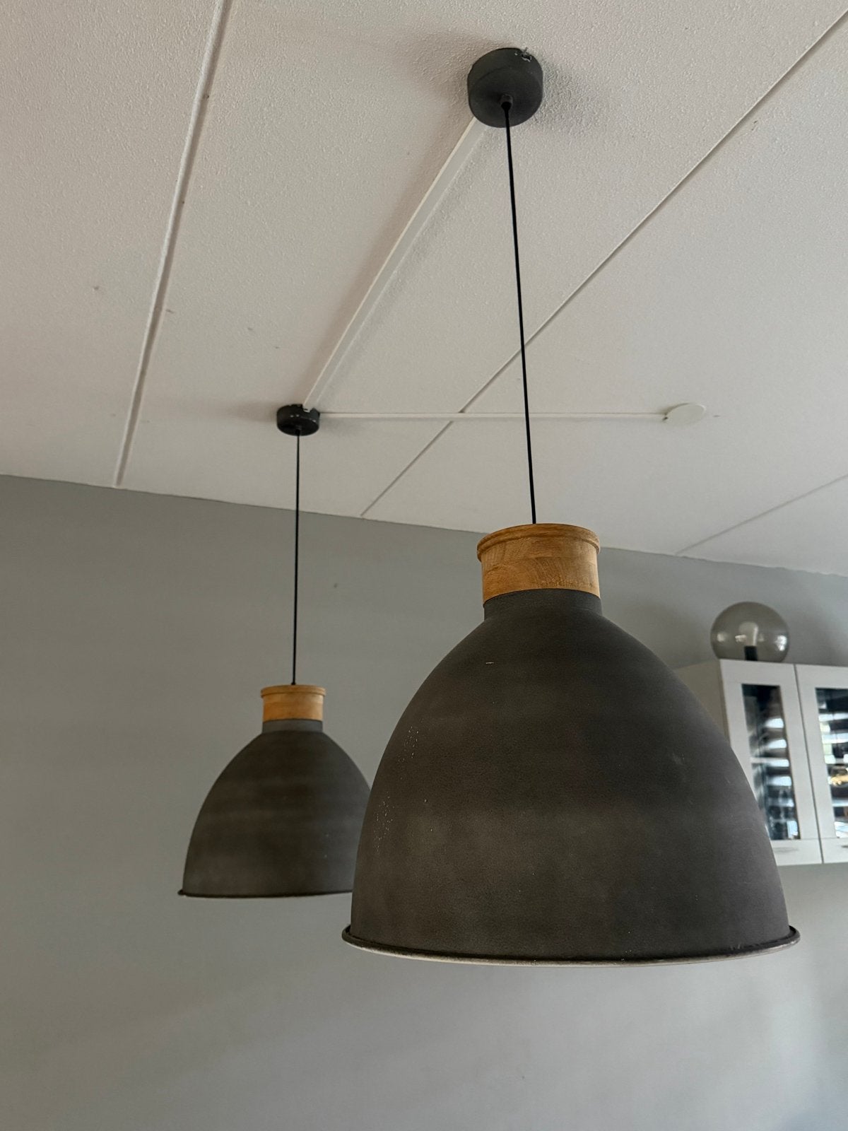Set van 2 industriële eettafellampen, Huis en Inrichting, Lampen | Hanglampen, Ophalen, Gebruikt, Metaal, E27 (groot)