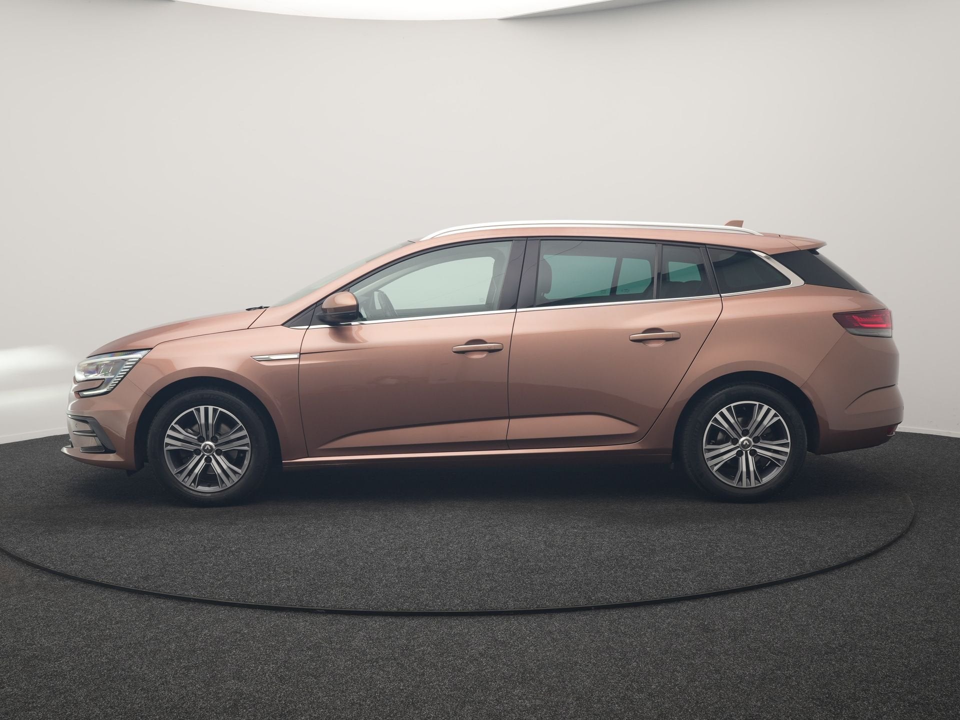Renault Mégane Estate 1.3 TCe Intens 141pk | Trekhaak | Key, Auto's, Voorwielaandrijving, Parkeersensor, Gebruikt, 4 cilinders