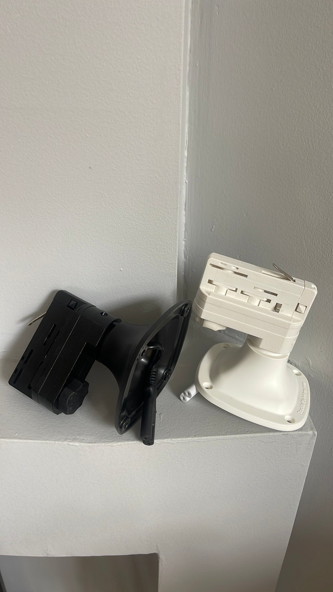 Sonos fase rail adapters (ophalen in A’dam of zandvoort), Ophalen, Gebruikt