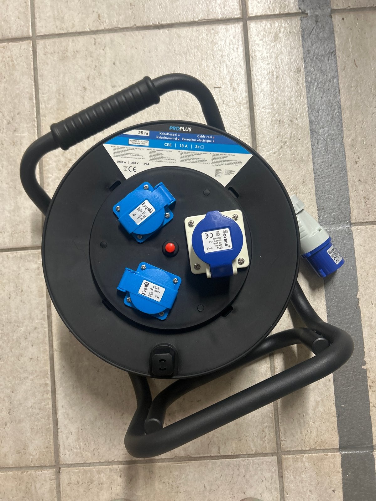 ProPlus CEE/Schuko 25 meter camping kabelhaspel - Nieuw, Ophalen, Nieuw