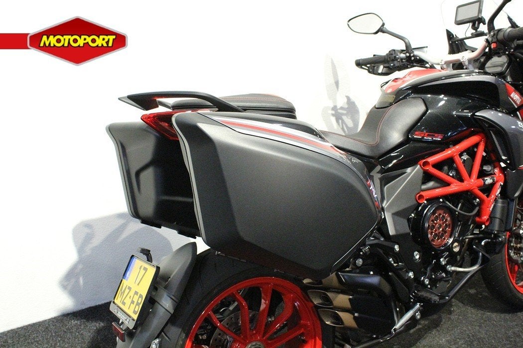 MV Agusta TURISMO VELOCE RC SRS (bj 2021), Overig, Gebruikt, Bedrijf