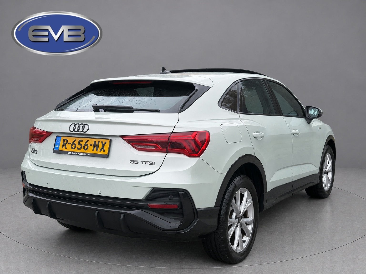 Audi Q3 Sportback 35 TFSI S Edition, 2 X S-LINE, panoramadak, Dealer onderhouden, Euro 6, 4 cilinders, 150 pk