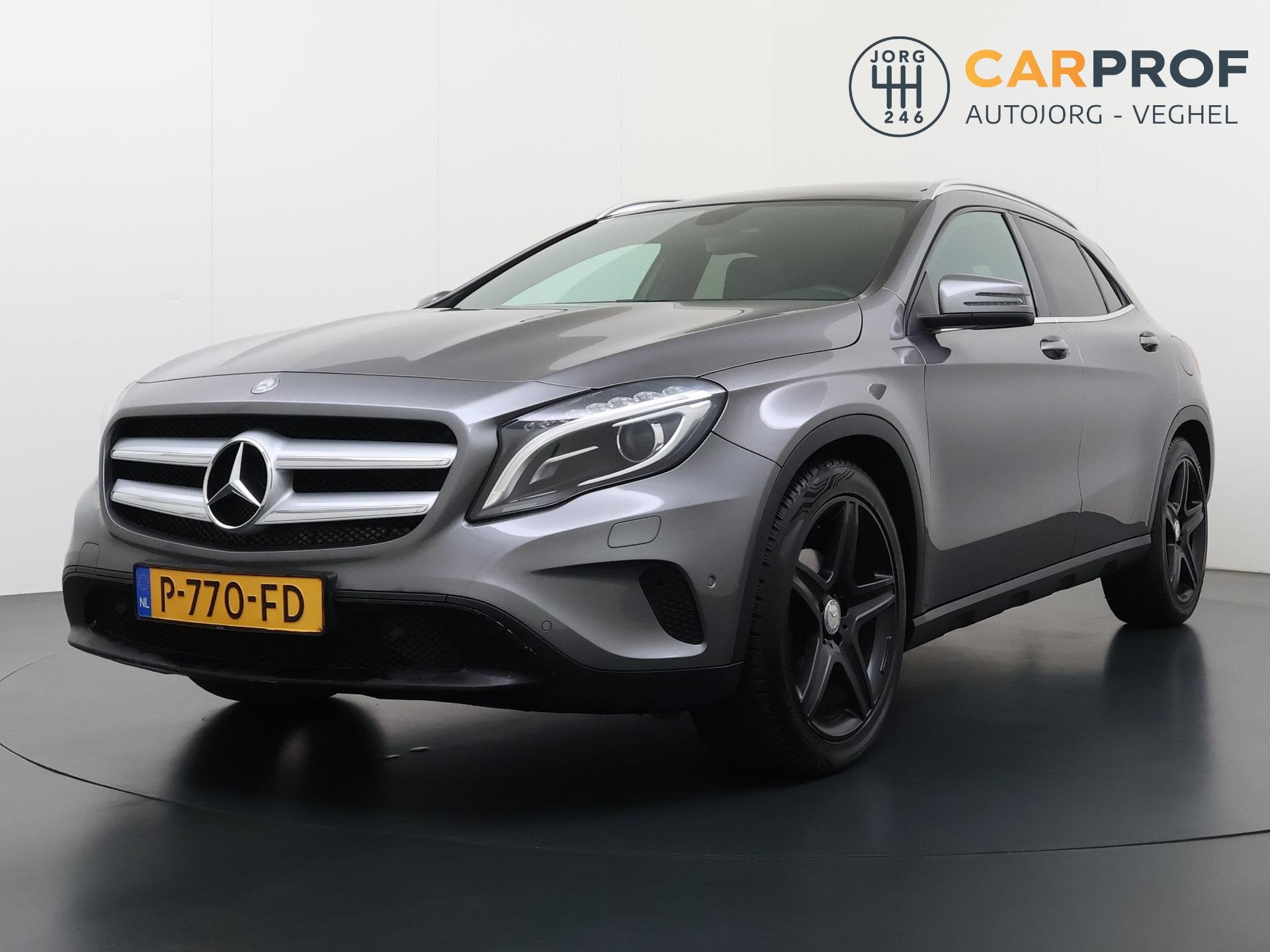 Mercedes-Benz GLA-klasse 200 Prestige Panoramadak ECC Camera, Voorwielaandrijving, Gebruikt, Bedrijf, Handgeschakeld