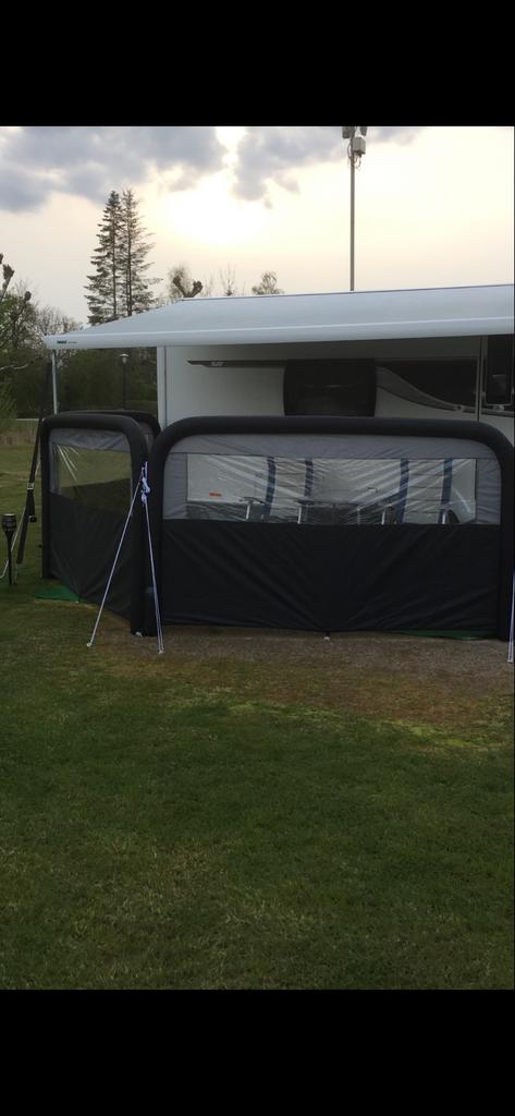 Obelink Opblaasbaar Windscherm ZIP 480 EASY AIR, Caravans en Kamperen, Ophalen, Zo goed als nieuw