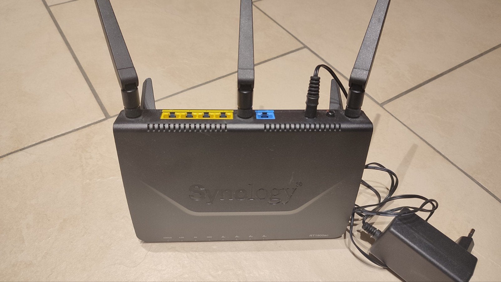 Synology RT1900ac Router - Snelle en betrouwbare wifi, Ophalen of Verzenden, Gebruikt, Router, Synology