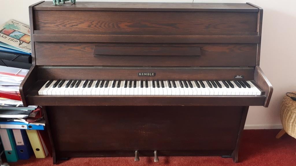 Nette Kemble piano, Muziek en Instrumenten, Piano's, Ophalen, Gebruikt, Bruin, Piano