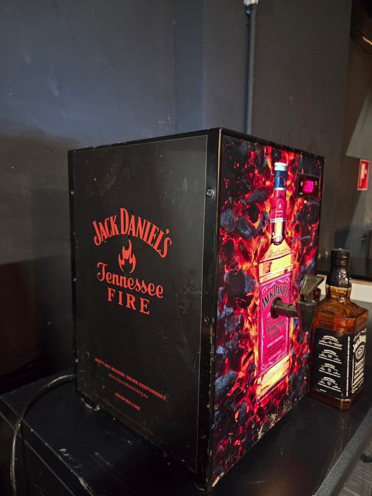 Jack Daniels Whisky Dispenser Fire Tap Machine, Ophalen of Verzenden