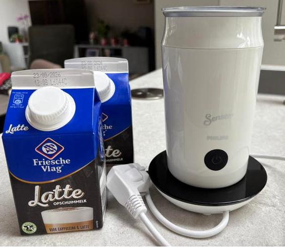 Philips melkopschuimer nieuwstaat️ met boekje, Witgoed en Apparatuur, Melkopschuimers, Ophalen, Zo goed als nieuw, Elektrische melkopschuimer