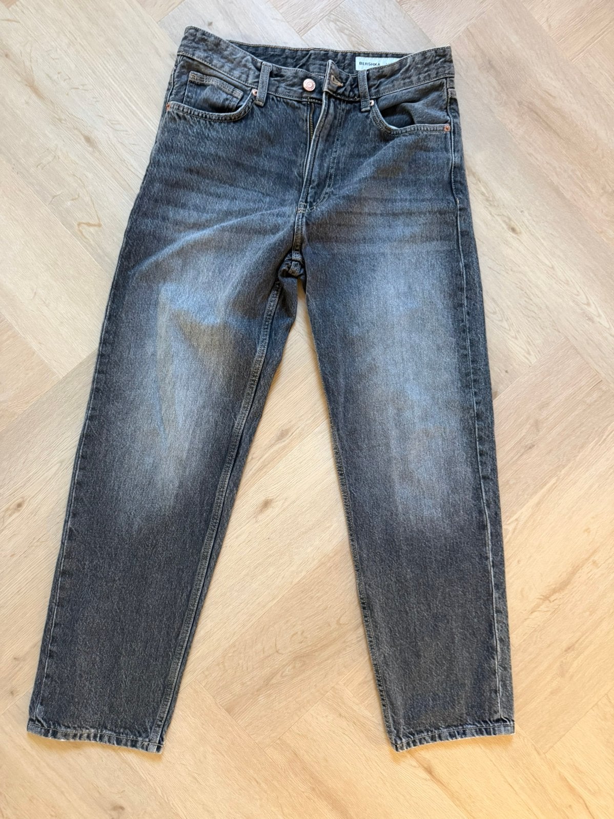 Zwart grijs jeans van Bershka maat 36, Kleding | Heren, Ophalen of Verzenden, Zo goed als nieuw, Zwart, W32 (confectie 46) of kleiner