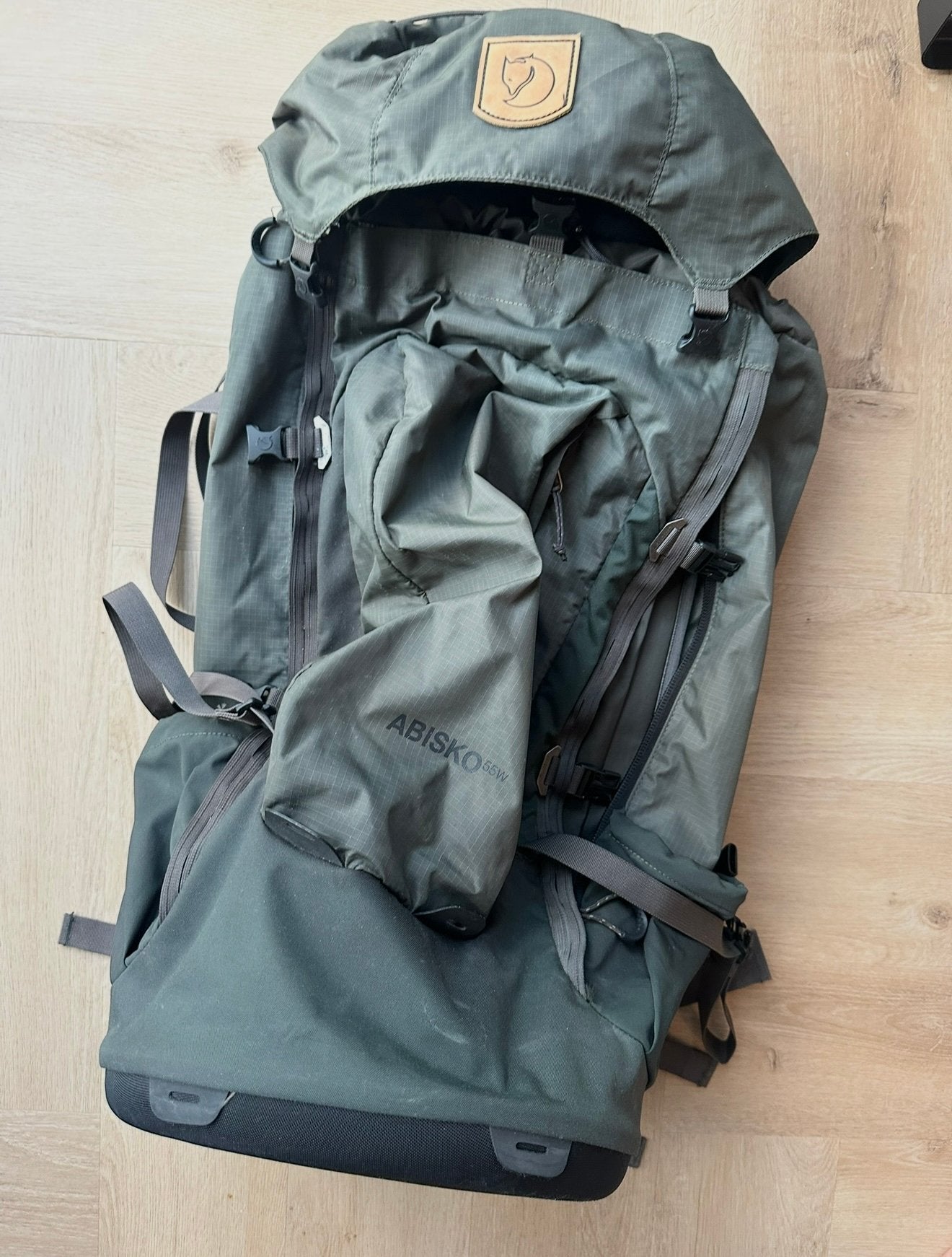 Fjällräven Abisko 55W Rugzak Dames, Ophalen, Zo goed als nieuw, Groen, 30 cm of meer