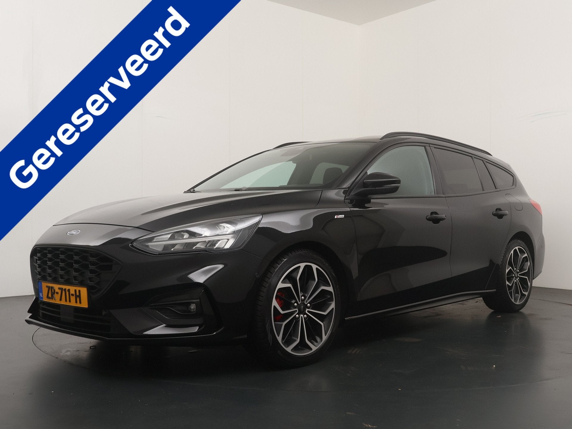 Ford Focus 1.5 ST-Line 150PK | HUD | Winterpack | 18 inch me, Stof, Zwart, Handgeschakeld, 3 cilinders