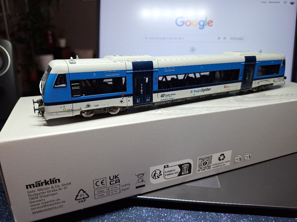 Modeltrein, Wisselstroom, Locomotief, Verzenden, Zo goed als nieuw