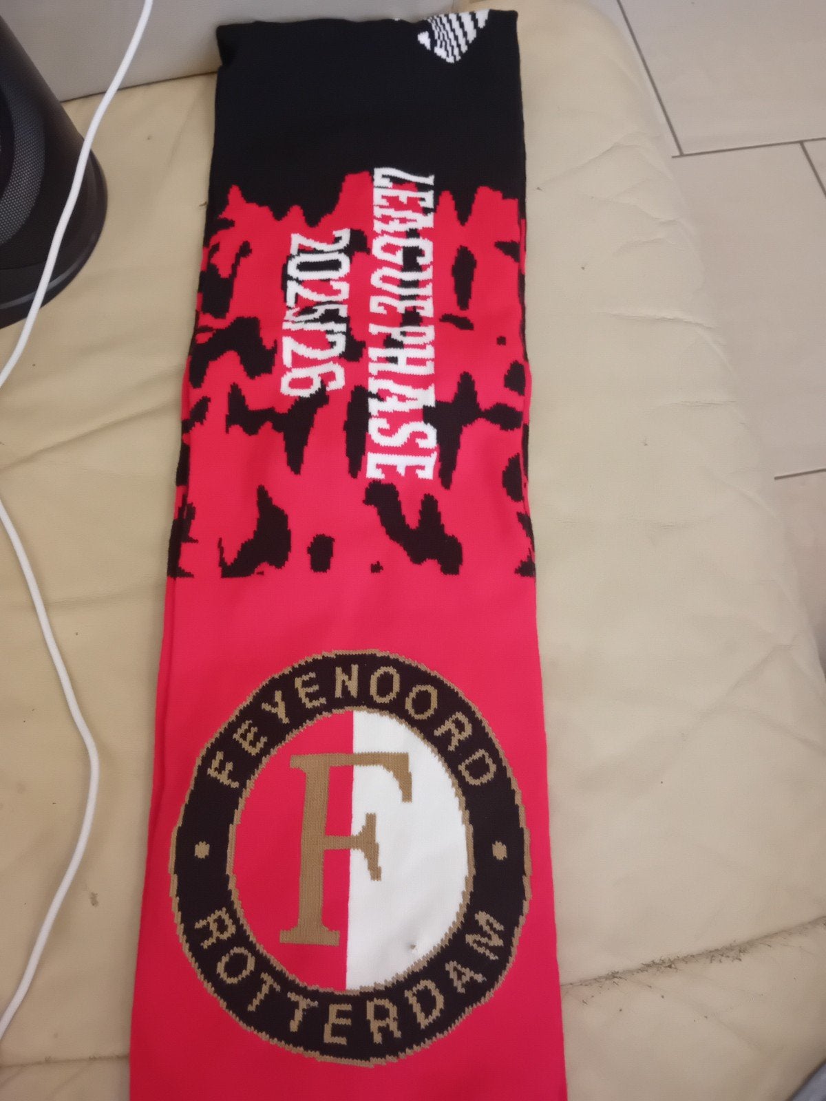 Feyenoord sjaal - Nieuw en ongebruikt, Ophalen, Nieuw, Feyenoord, Vaantje of Sjaal